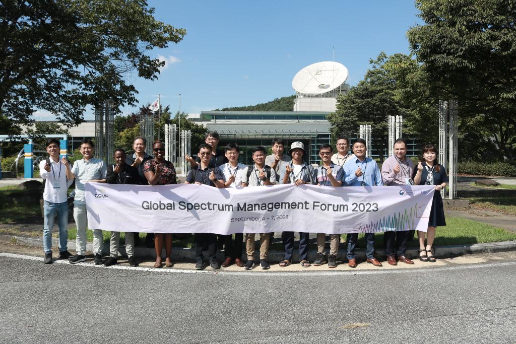 2023 Global Radio Wave Management Forum Overseas Field Participants Visit 대표이미지